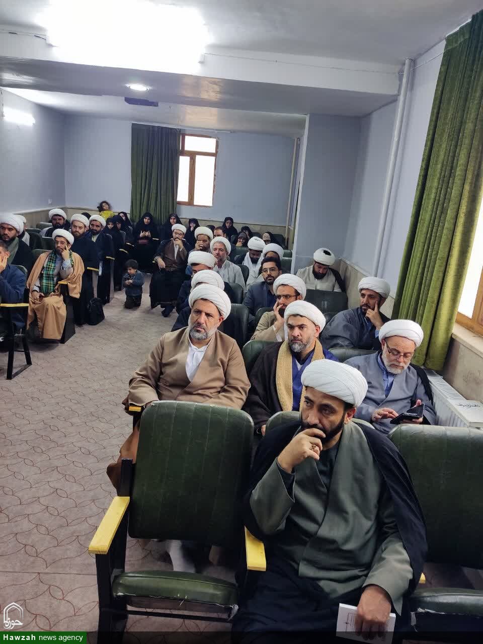 همایش و کارگاه آموزشی مبلغین خواهر و برادر شهرستان رزن