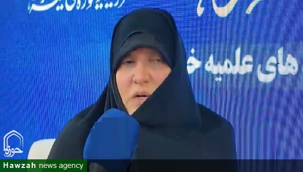 امسال بیش از ۹۰۰ خانم وارد حوزه علمیه خواهران شدند