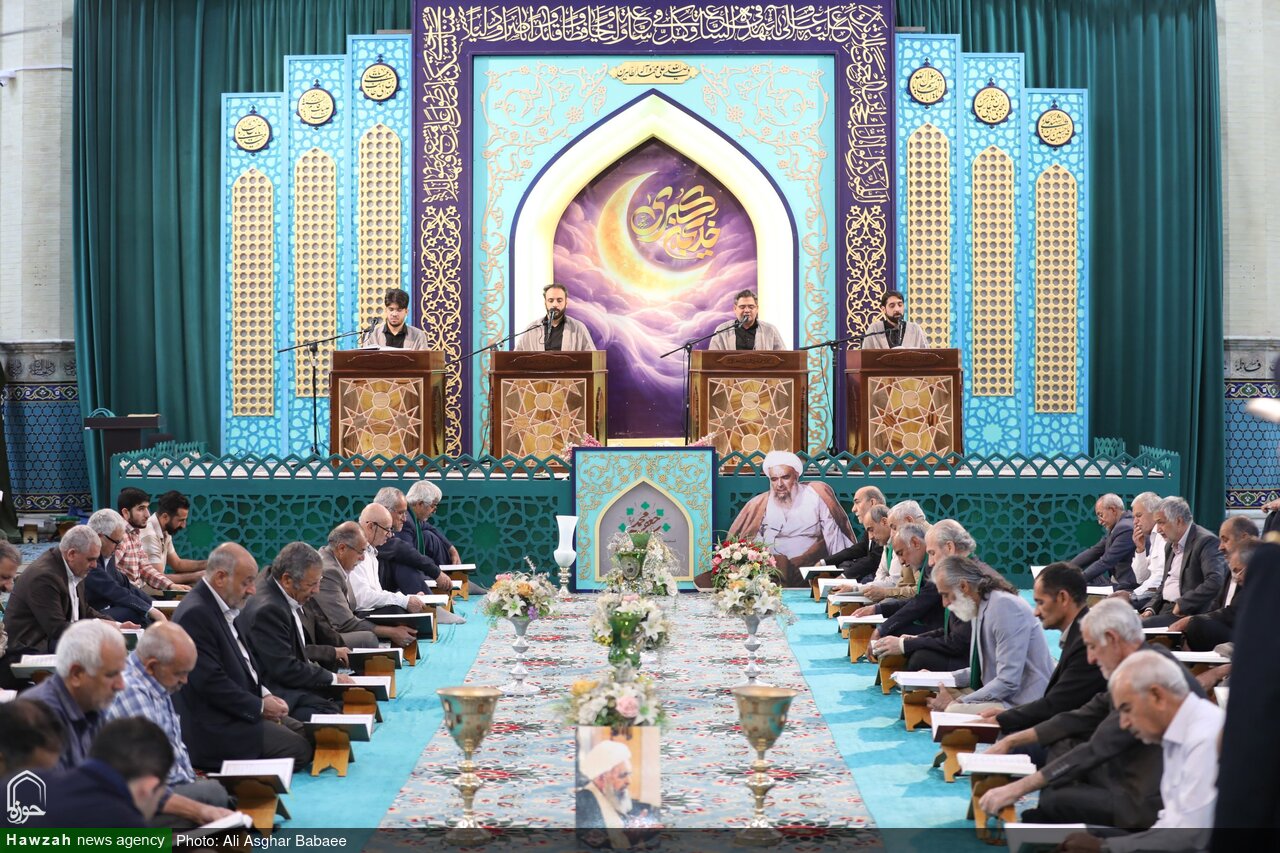فیلم| آیین ترتیل خوانی قرآن کریم در امامزاده سید جعفر(ع) محمد استان یزد