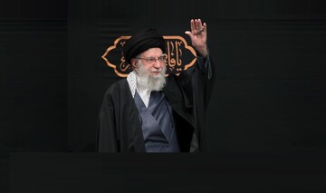 عزت ایران مدیون امام خامنه‌ای است / اتحاد و انسجام تضمین‌کننده بقای کشور است