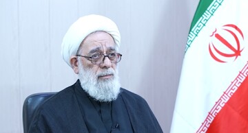 خدایی که در ۸ سال دفاع مقدس پیروزمان کرد امروز هم هست / تمام منافع آمریکا در منطقه را به آتش کشیده‌ایم