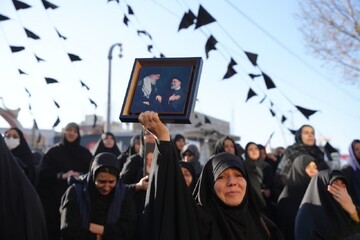 تصاویر/ اجتماع دشمن شکن مردم شهرستان فردیس در عزای شهادت رهبر معظم انقلاب