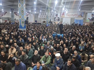 فیلم | لحظاتی از عزاداری امت شهید پرور کاشان برای امام شهید