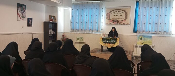 تصاویر/ مراسم گرامیداشت وفات حضرت خدیجه(س) در مدرسه علمیه الزهرا(س) شهربابک