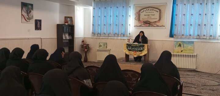 تصاویر/ مراسم گرامیداشت وفات حضرت خدیجه(س) در مدرسه علمیه الزهرا(س) شهربابک
