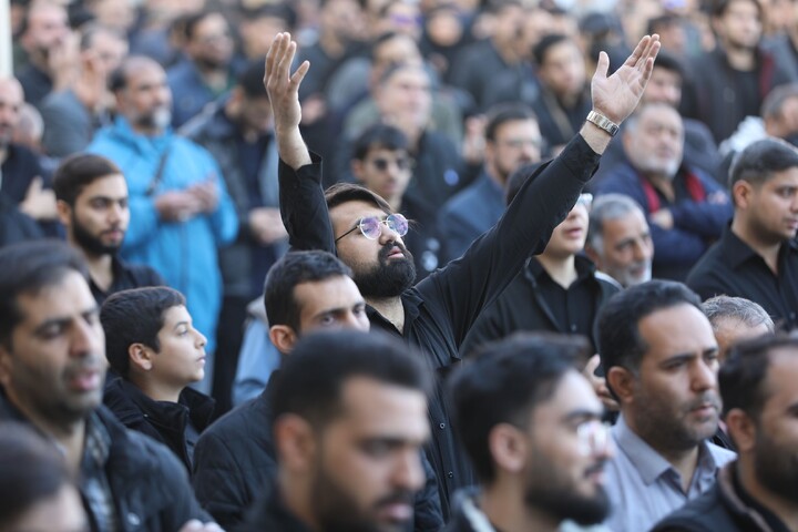 تصاویر | تجمع سوگوارن رهبر شهید انقلاب در استان یزد