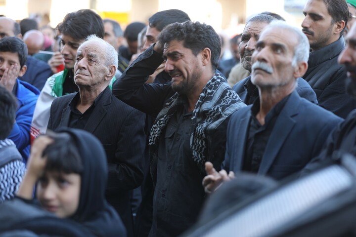 تصاویر | تجمع سوگوارن رهبر شهید انقلاب در استان یزد