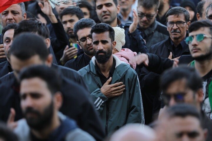 تصاویر | تجمع سوگوارن رهبر شهید انقلاب در استان یزد