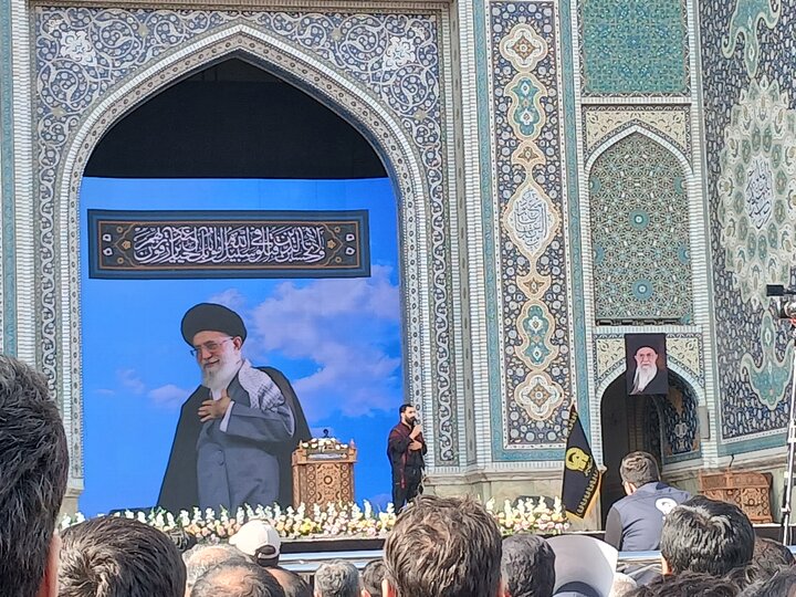 تصاویر/ اجتماع و سوگواری زائران ومجاوران در حرم رضوی