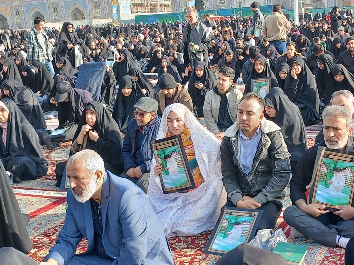 تصاویر/ اجتماع و سوگواری زائران ومجاوران در حرم رضوی