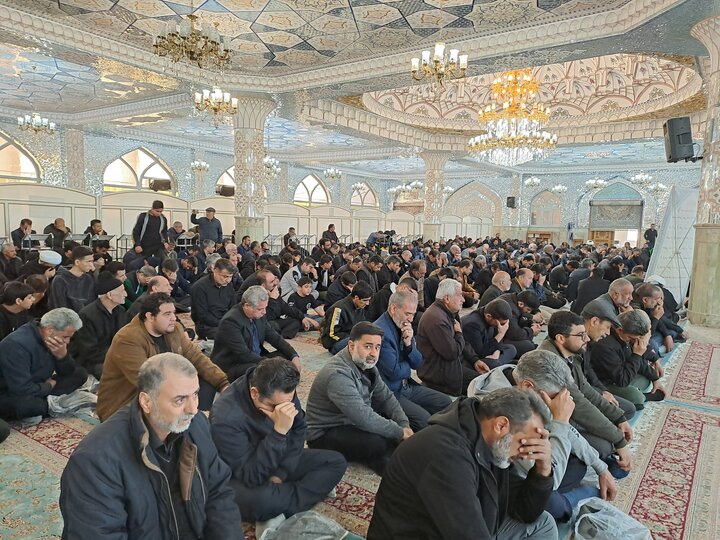سوگواری مردم نائین در امامزاده سلطان سید علی ع