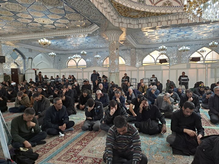 سوگواری مردم نائین در امامزاده سلطان سید علی ع
