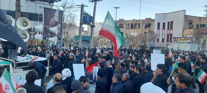 عزاداری مردم ایلام در پی شهادت امام خامنه ای