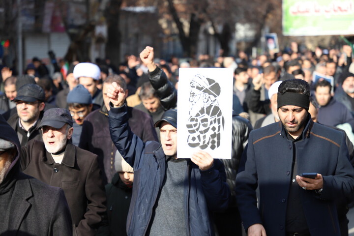 تصاویر / سوگواری مردم تبریز در پی شهادت رهبر انقلاب