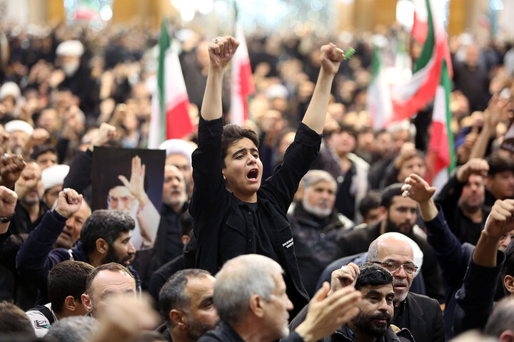 برپایی مراسم سوگواری رهبر شهید انقلاب در حرم بانوی کرامت