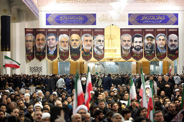 برپایی مراسم سوگواری رهبر شهید انقلاب در حرم بانوی کرامت