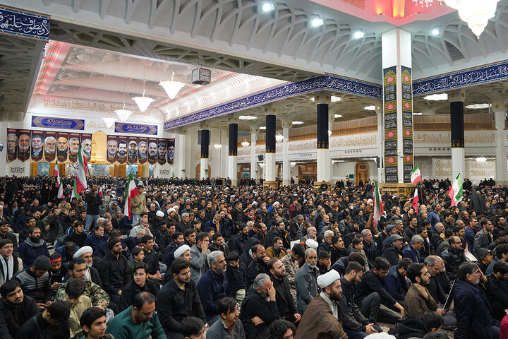 برپایی مراسم سوگواری رهبر شهید انقلاب در حرم بانوی کرامت