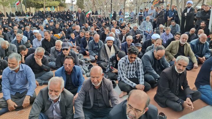 تصاویر/ تجمع مردم کشکوئیه در عزای قائد امت