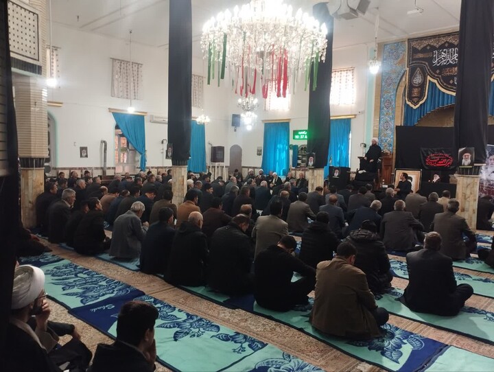 تصاویر |  مراسم عزاداری شهادت رهبر انقلاب اسلامی در شهرستان لیلان