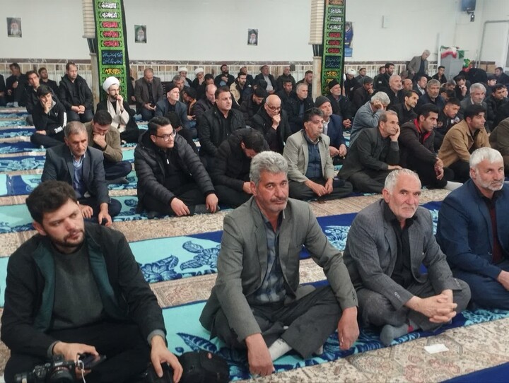 تصاویر |  مراسم عزاداری شهادت رهبر انقلاب اسلامی در شهرستان لیلان