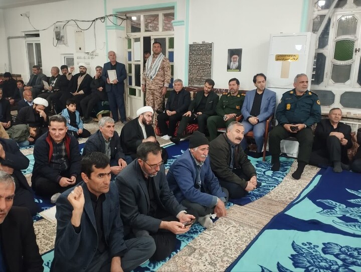 تصاویر |  مراسم عزاداری شهادت رهبر انقلاب اسلامی در شهرستان لیلان