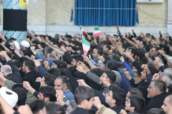 تصاویر/ تجمع مردم انار در عزای قائد امت