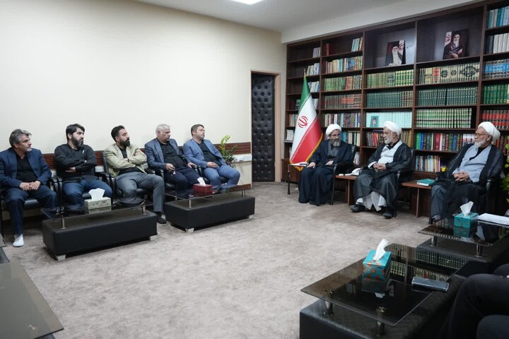 جلــــسه هماهنگی برنامه های شهادت امام قائدآیت الله العظمی امام خامنه ای شهرستان فـــردیــــس