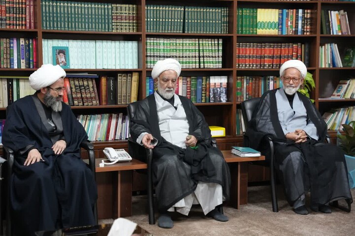 جلــــسه هماهنگی برنامه های شهادت امام قائدآیت الله العظمی امام خامنه ای شهرستان فـــردیــــس