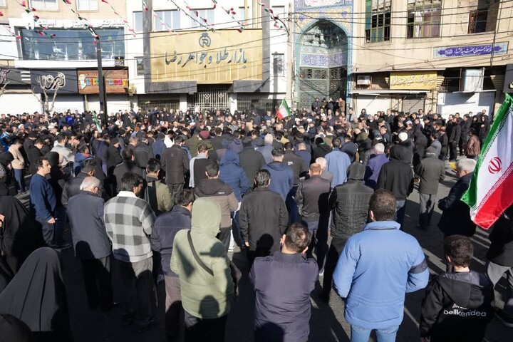 اجتماع دشمن شکن مردم شهرستان فردیس در عزای شهادت رهبر معظم انقلاب
