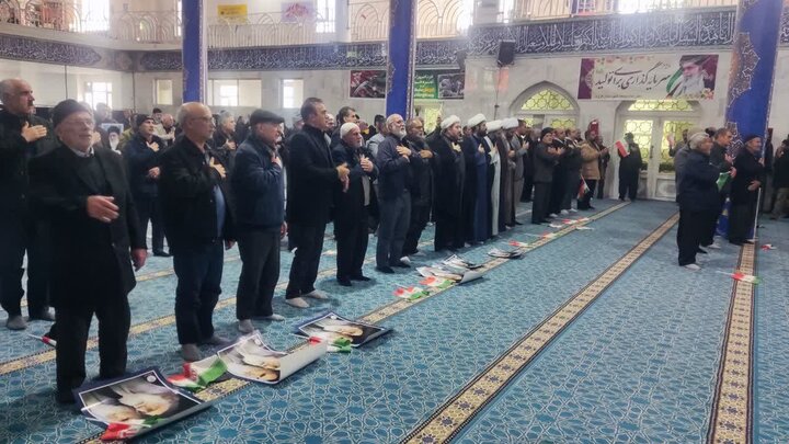 تصاویر/مراسم عزاداری شهادت رهبر فرزانه انقلاب و تشییع پیکر شهدای قروه