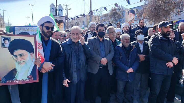 تصاویر/مراسم عزاداری شهادت رهبر فرزانه انقلاب و تشییع پیکر شهدای قروه
