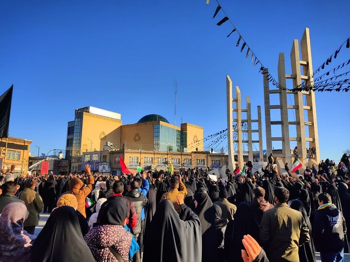 تصاویر/  دسته عزاداری حسینیه اعظم زنجان به مناسبت شهادت رهبر انقلاب اسلامی