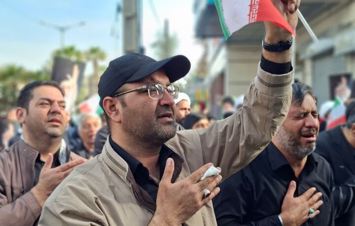 خروش مردم ولایتمدار زاهدان در پی شهادت رهبر معظم انقلاب اسلامی