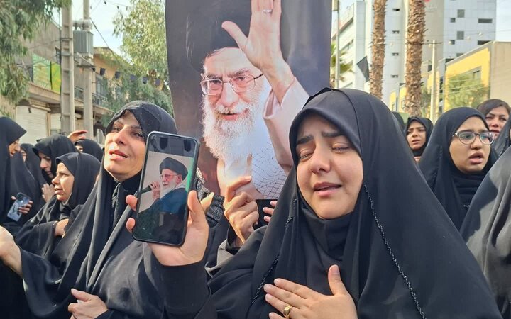 خروش مردم ولایتمدار زاهدان در پی شهادت رهبر معظم انقلاب اسلامی