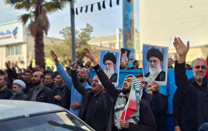 خروش مردم ولایتمدار زاهدان در پی شهادت رهبر معظم انقلاب اسلامی