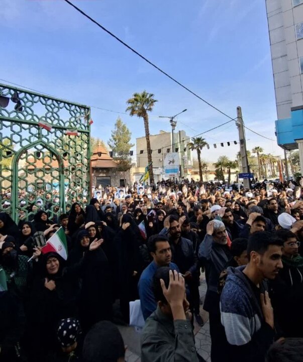 خروش مردم ولایتمدار زاهدان در پی شهادت رهبر معظم انقلاب اسلامی
