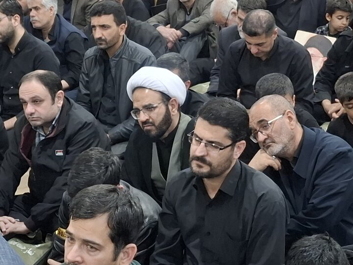 تصاویر:بزرگداشت پرشور عزاداری شهادت رهبرمعظم انقلاب درکاشان