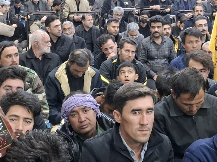 تصاویر:بزرگداشت پرشور عزاداری شهادت رهبرمعظم انقلاب درکاشان