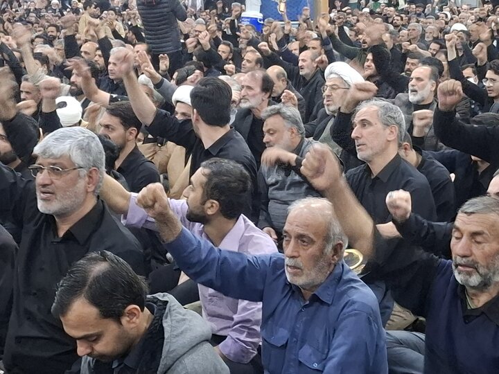 تصاویر:بزرگداشت پرشور عزاداری شهادت رهبرمعظم انقلاب درکاشان