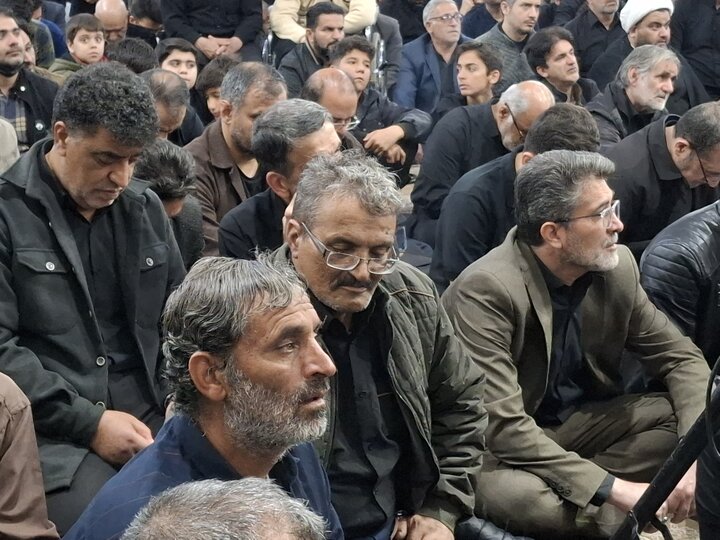 تصاویر:بزرگداشت پرشور عزاداری شهادت رهبرمعظم انقلاب درکاشان