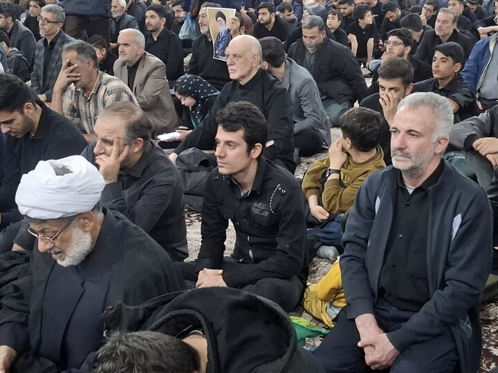تصاویر:بزرگداشت پرشور عزاداری شهادت رهبرمعظم انقلاب درکاشان