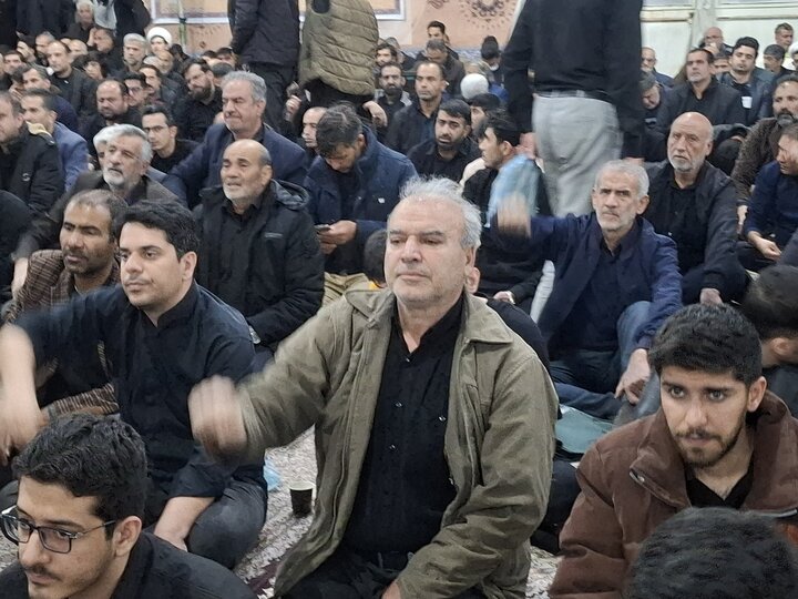 تصاویر:بزرگداشت پرشور عزاداری شهادت رهبرمعظم انقلاب درکاشان