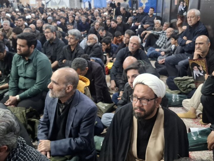 تصاویر:بزرگداشت پرشور عزاداری شهادت رهبرمعظم انقلاب درکاشان