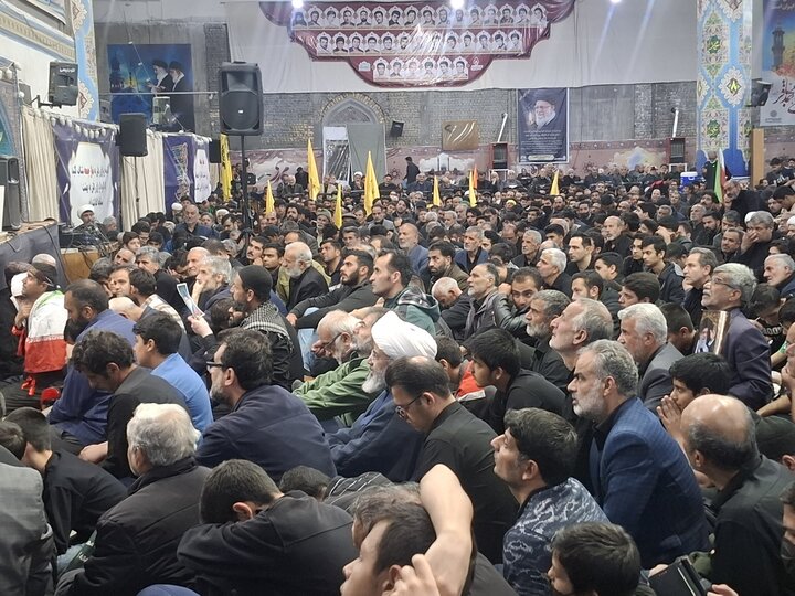 تصاویر:بزرگداشت پرشور عزاداری شهادت رهبرمعظم انقلاب درکاشان