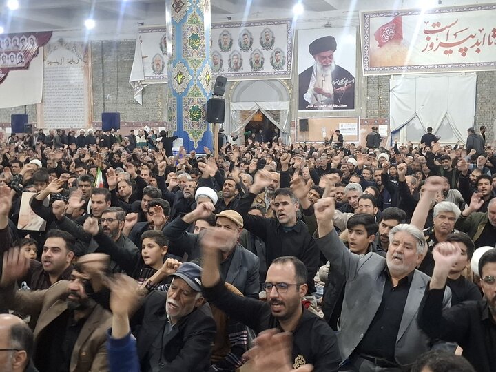 تصاویر:بزرگداشت پرشور عزاداری شهادت رهبرمعظم انقلاب درکاشان