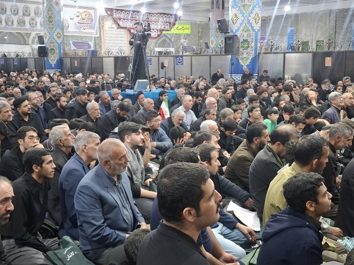 تصاویر:بزرگداشت پرشور عزاداری شهادت رهبرمعظم انقلاب درکاشان