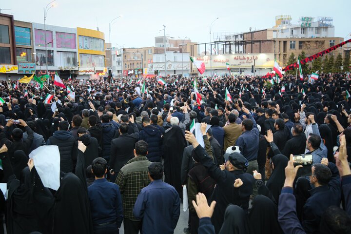 تصاویر/کرماکرمان در سوگ امام خامنه این در سوگ سید خراسانی
