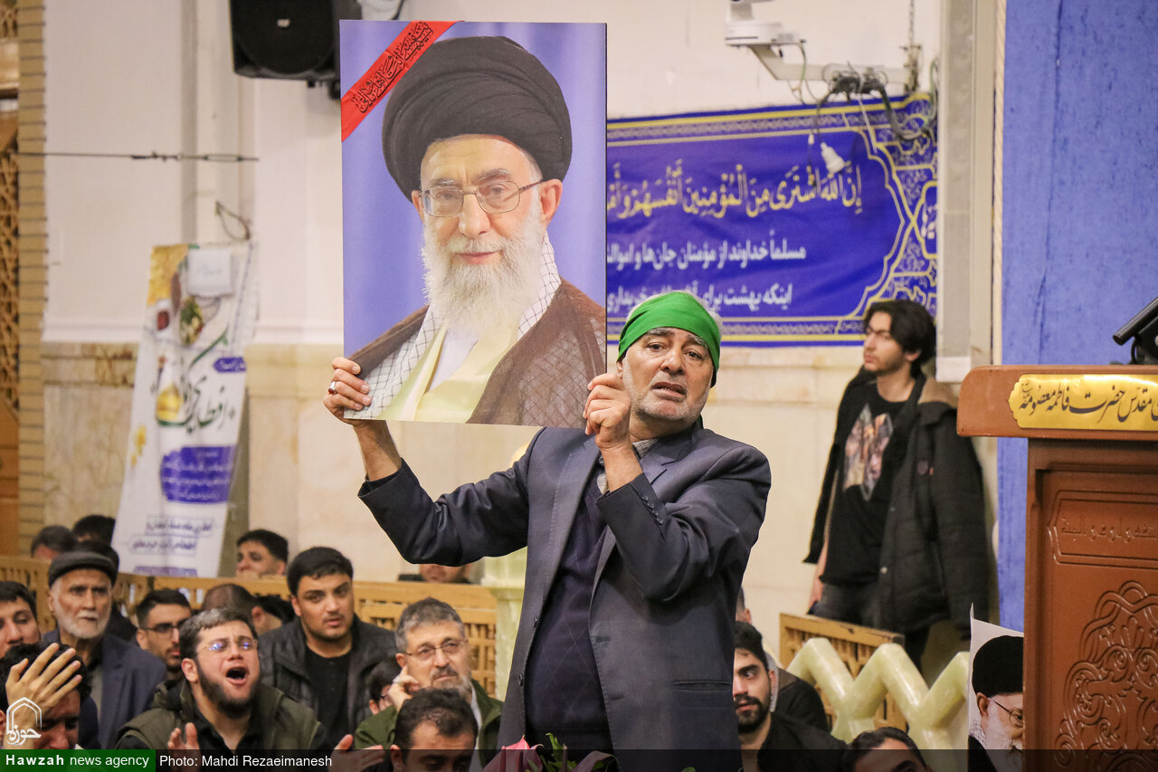 پرچمی که رهبر معظم انقلاب برافراشت، بر زمین نخواهد ماند