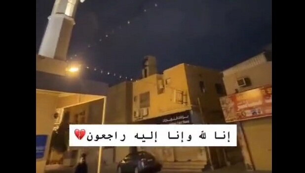 لحظه اعلام شهادت امام خامنه‌ای از مناره‌های مساجد بحرین و بهت شیعیان