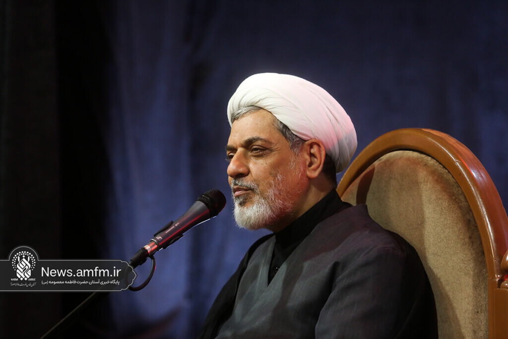 شهید لاریجانی آبروی خود را برای انقلاب و نظام فدا نمود